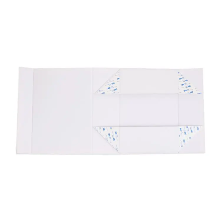 Picture of Small Foldable Magnetic Box with Ribbon