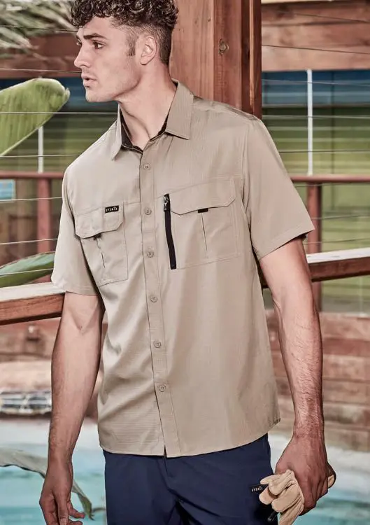 Picture of Mens Outdoor Short Sleeve Shirt