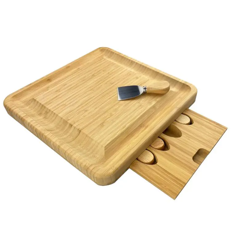 Picture of Maison Cheeseboard and Knife Set