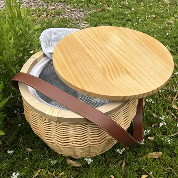 Picture of Scotch Wicker Picnic Cooler Basket Round